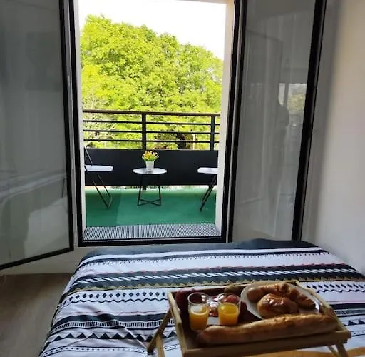 Peaceful Cocoon Chatou